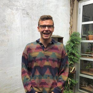 Meet your Posher, Sam